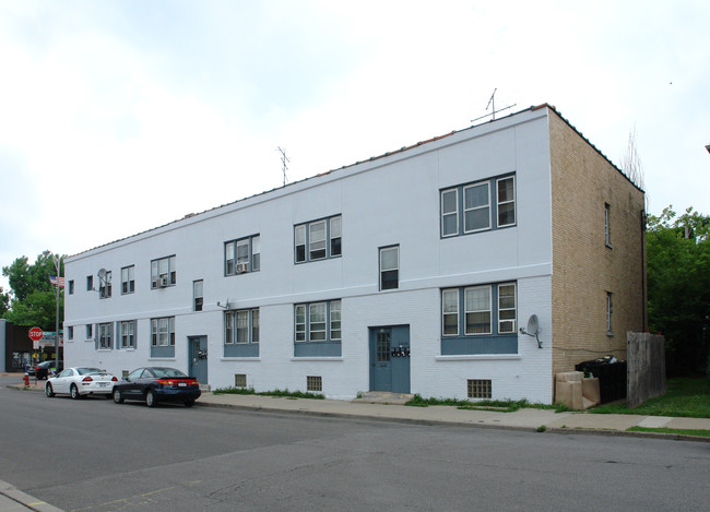 3039 Delaware Ave in Kenmore, NY - Building Photo - Building Photo