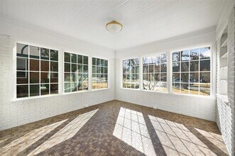 5623 McCommas Blvd in Dallas, TX - Building Photo - Building Photo