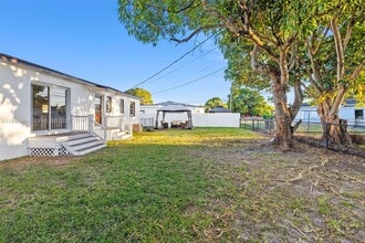 14760 Fillmore St in Miami, FL - Building Photo - Building Photo