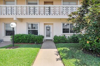 1631 NW 18th Ave in Delray Beach, FL - Building Photo - Building Photo