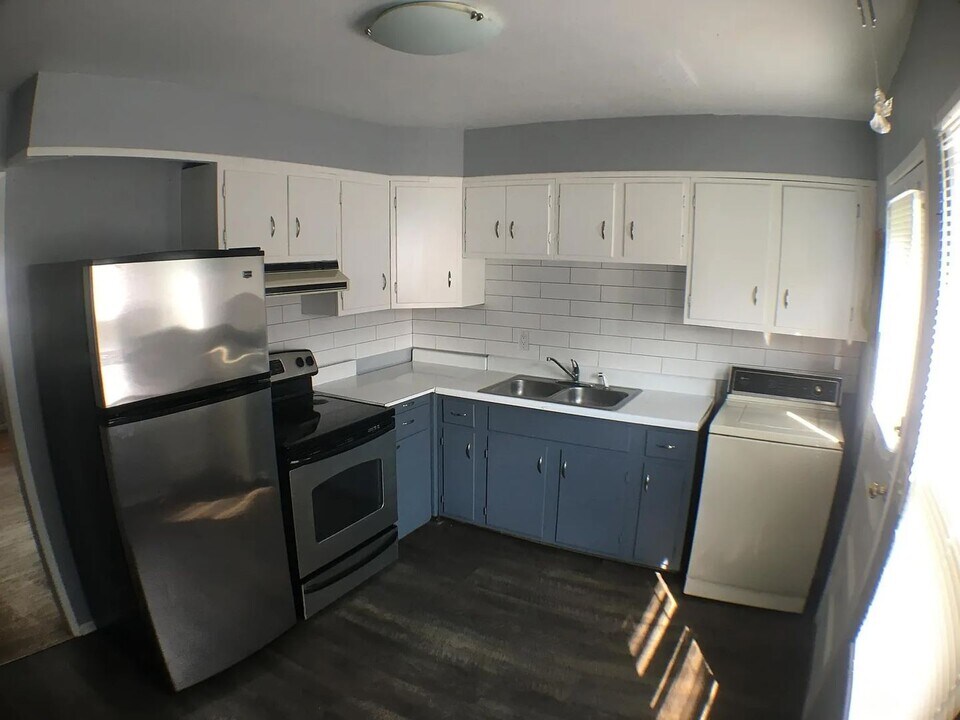 7419 S 41st Ave in Bellevue, NE - Building Photo