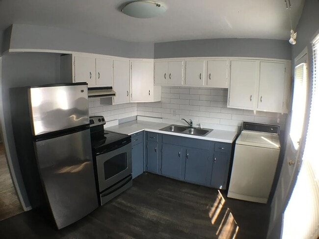 property at 7419 S 41st Ave