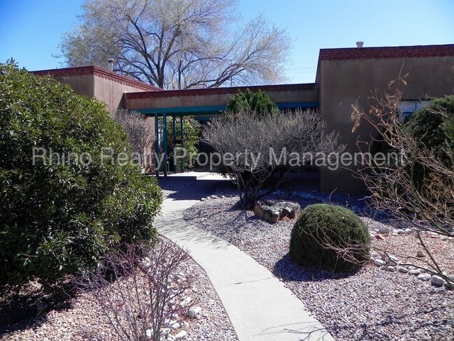 4142 Mesa Verde Ave NE-Unit -4 in Albuquerque, NM - Building Photo - Building Photo