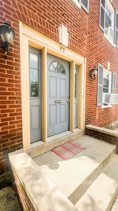 40 N Plum St in Lancaster, PA - Building Photo