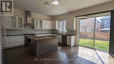 80 Torgan Trail in Vaughan, ON - Building Photo - Building Photo