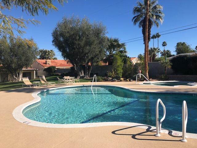 45810 Ocotillo Dr in Palm Desert, CA - Building Photo - Building Photo