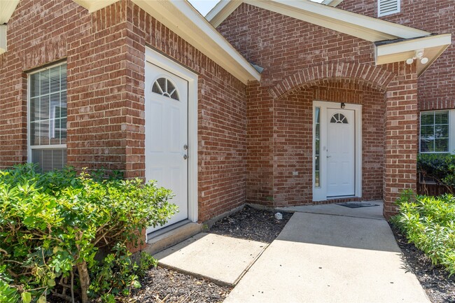 property at 1122 Ryon St