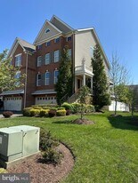 4512 Grazing Way in Upper Marlboro, MD - Building Photo