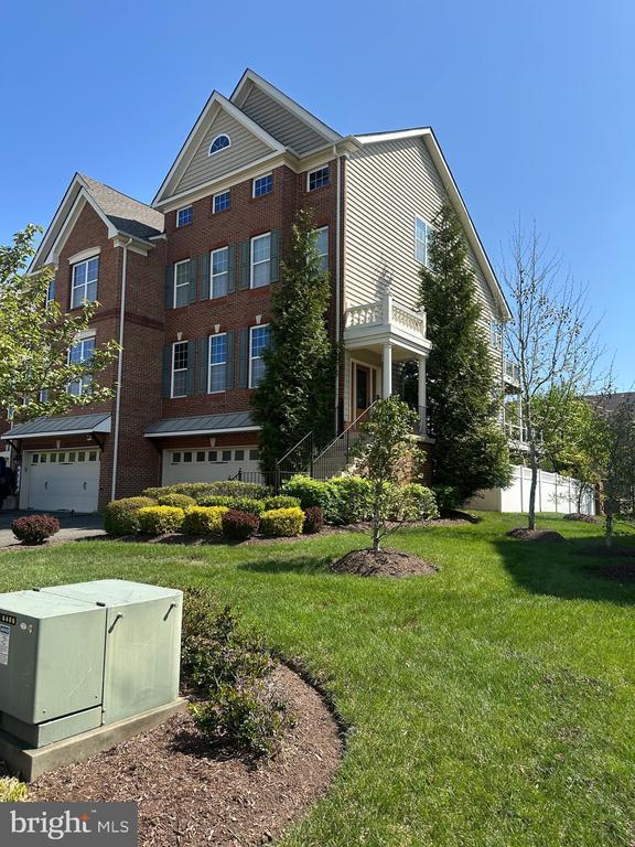 property at 4512 Grazing Way