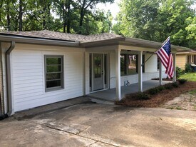 5524 Rodgers Dr in Columbus, GA - Building Photo