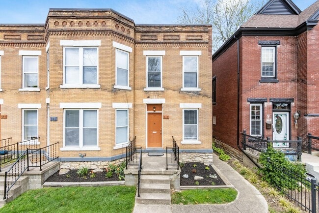 property at 848 Oak St