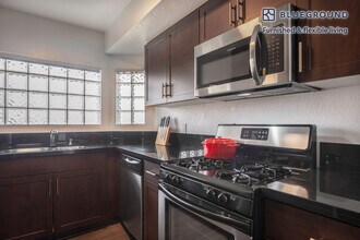 630 Hauser Blvd in Los Angeles, CA - Building Photo - Building Photo