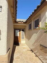 10146 Queens Church Ave in Las Vegas, NV - Building Photo - Building Photo