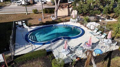 5026 Water Oak Dr in Bradenton, FL - Building Photo - Building Photo