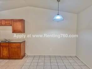 7237 Murray Ln in Yucca Valley, CA - Building Photo - Building Photo