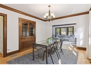 953 17th Ave SE in Minneapolis, MN - Building Photo - Building Photo