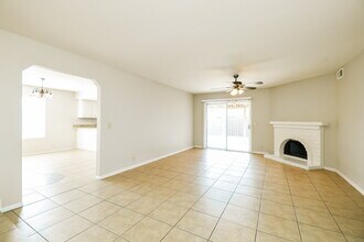 503 W Cheyenne Dr in Chandler, AZ - Building Photo - Building Photo