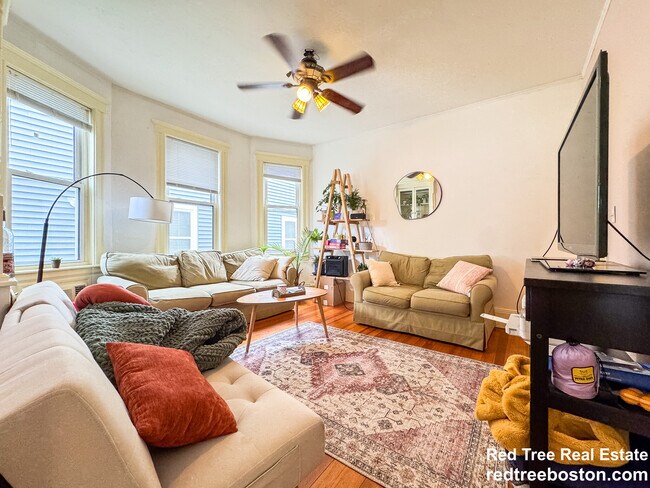 33 Shannon St, Unit 1