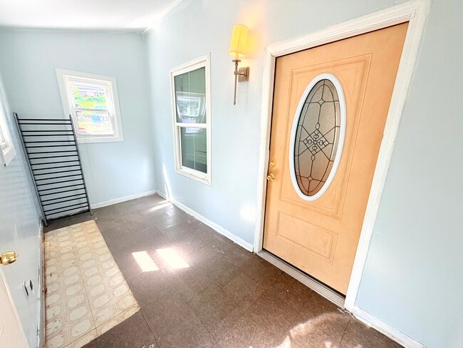 property at 1601 Sexton St