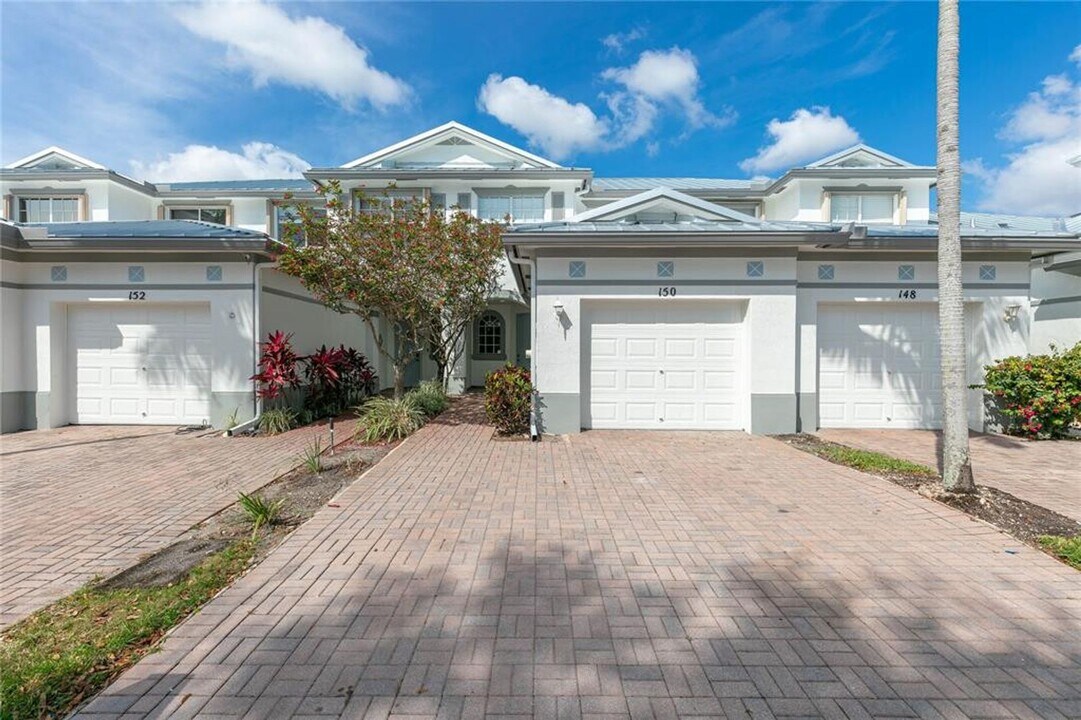150 Coconut Key Ln in Delray Beach, FL - Building Photo