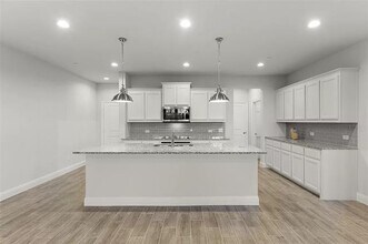 521 Sandiford Ct in Mansfield, TX - Building Photo - Building Photo