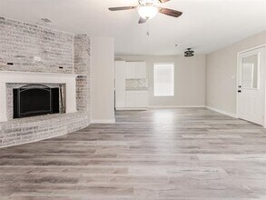 501 Edgewood Ave in Corsicana, TX - Building Photo - Building Photo
