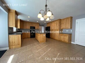 1767 2525 S in Syracuse, UT - Building Photo - Building Photo