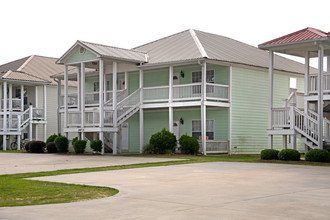 Lee Village in Leesburg, GA - Building Photo - Building Photo