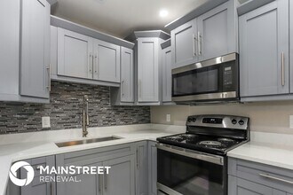 3911 W Walnut St in Tampa, FL - Foto de edificio - Building Photo