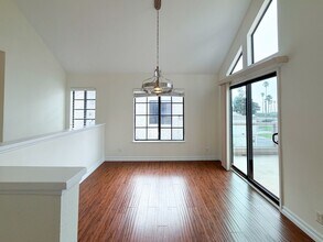 407 Shoreview Dr in Port Hueneme, CA - Building Photo - Building Photo