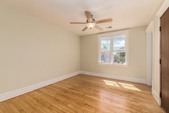 328 Circle Ave in Forest Park, IL - Building Photo - Building Photo