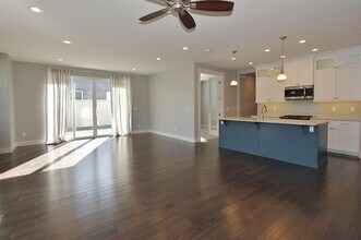 3466 S Pheasant Tail Way in Boise, ID - Building Photo - Building Photo