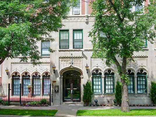 Winthrop Terrace in Chicago, IL - Foto de edificio