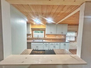 3268 SE Golden Gate Ave in Stuart, FL - Building Photo - Building Photo