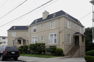 151-155 Athol Ave in Oakland, CA - Building Photo - Building Photo