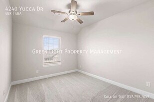 4240 Yucca Dr in Irving, TX - Building Photo