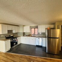 32 Elmer St, Unit 205 Apartamentos