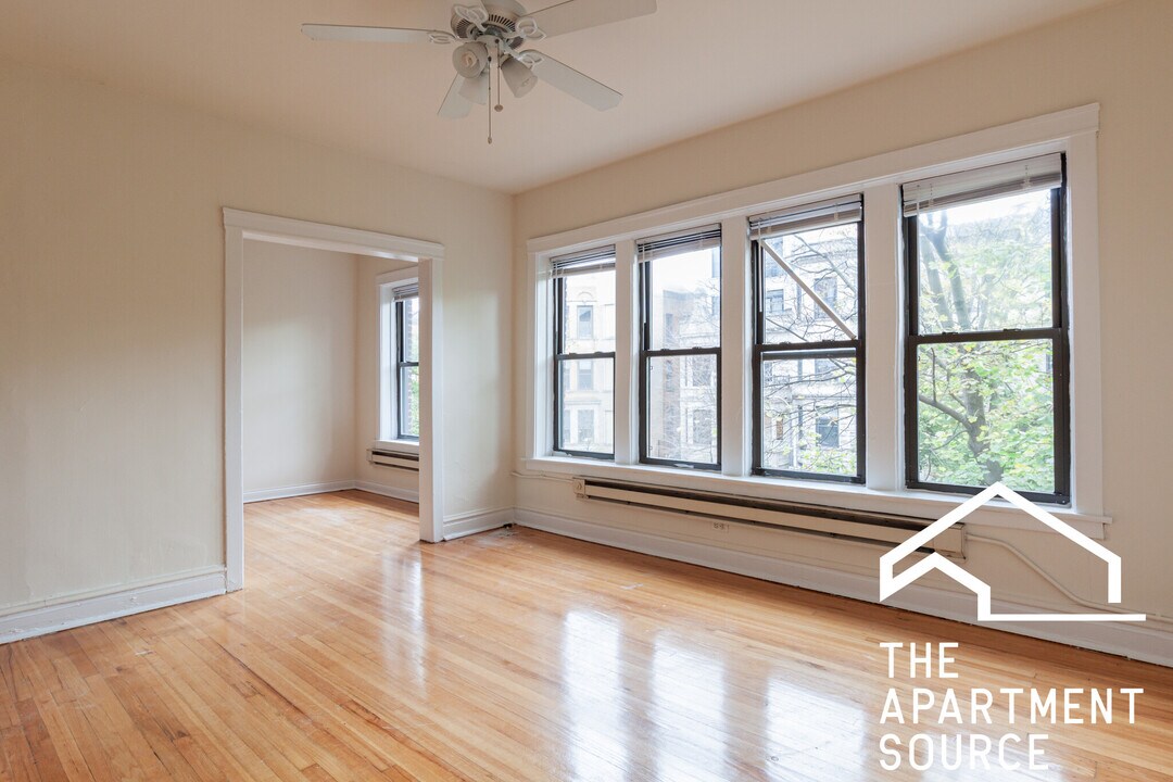 3824 N Fremont St, Unit W3 in Chicago, IL - Foto de edificio