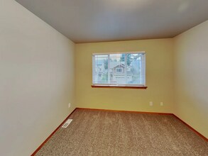 3525 158th Pl SW in Lynnwood, WA - Building Photo - Building Photo