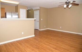 406 Crooked Pine Trail in Crestview, FL - Building Photo - Building Photo