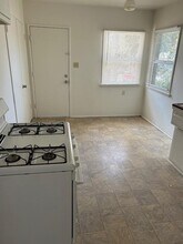 326 S Buena Vista St in Hemet, CA - Building Photo - Building Photo