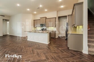 2530 Duke Heights Ln in Missouri City, TX - Foto de edificio - Building Photo