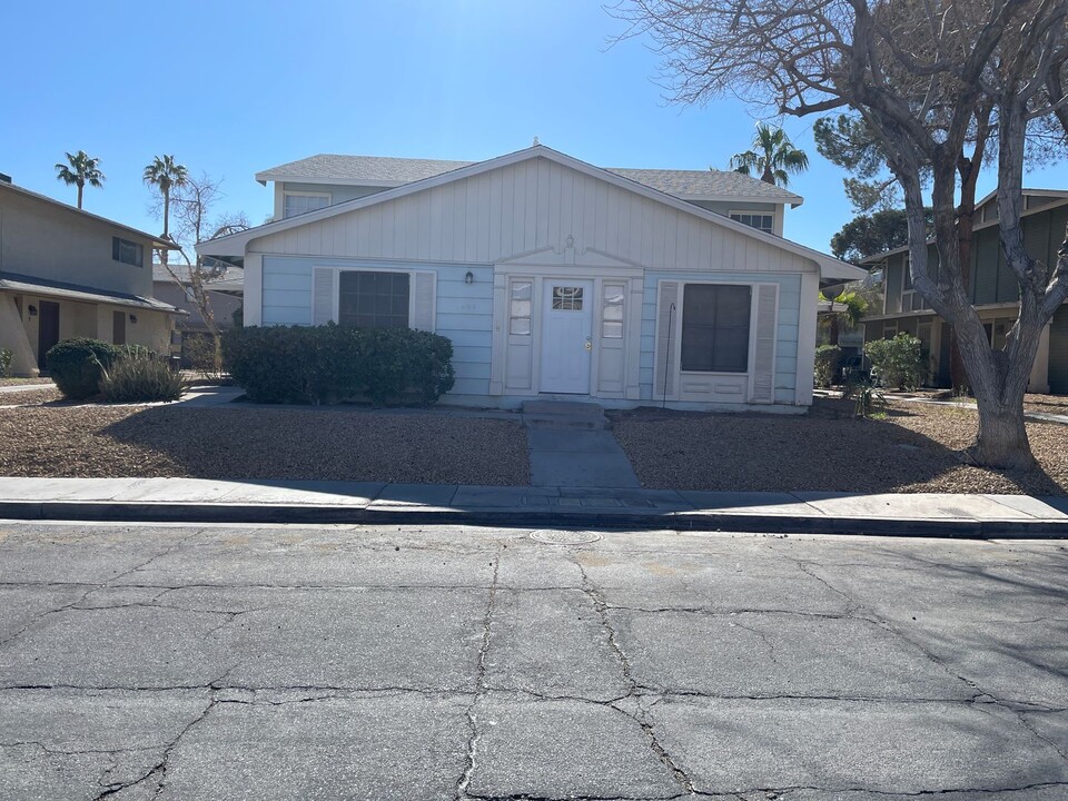 1495 Lorilyn Ave in Las Vegas, NV - Building Photo