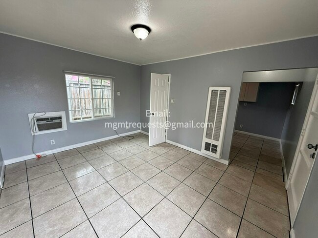 3550 Dwight Ave in Riverside, CA - Building Photo - Building Photo
