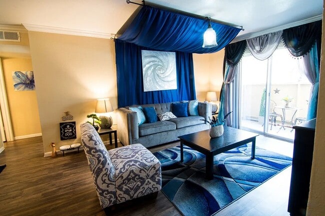 property at 424 S Bender Ave