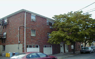 314 Henry St Apartments