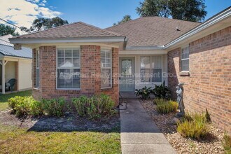 202 Summer Ln in Fort Walton Beach, FL - Building Photo - Building Photo