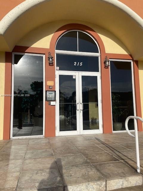 215 SW 42nd Ave in Coral Gables, FL - Building Photo - Building Photo