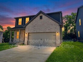 852 Halford Pl in Lexington, KY - Building Photo