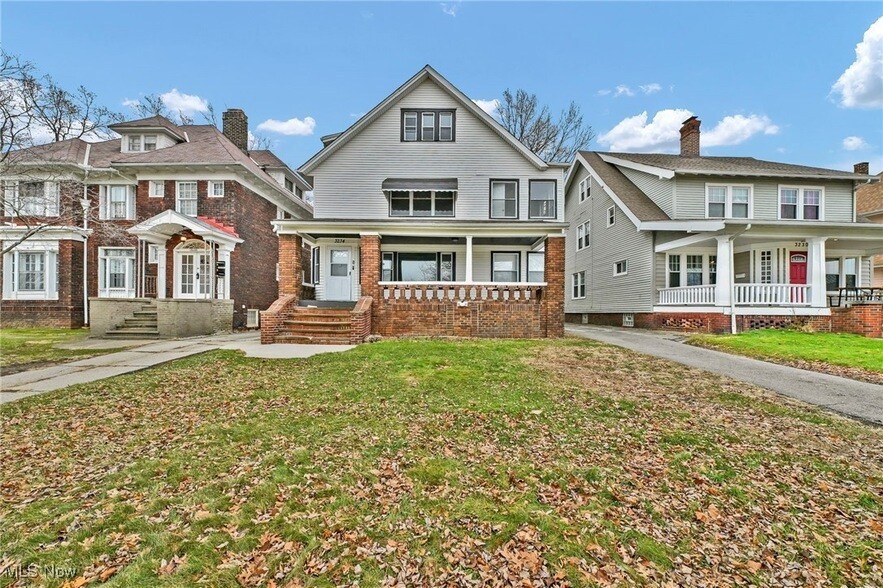 3234 Euclid Heights Blvd, Unit Lower in Cleveland Heights, OH - Building Photo
